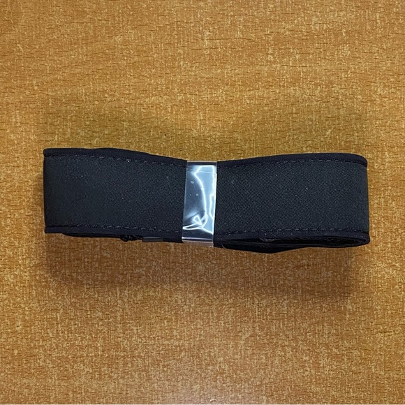 Sony Alpha Camera Neck Strap A9 (4-692-343-01) - Picture 3 of 4